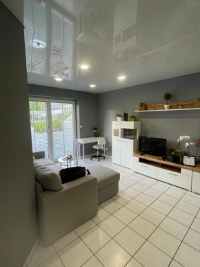 Apartment mit Balkon, Küche & Waschmaschine an der WHU